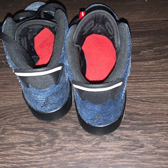 Air Jordan 6 Retro - Picture 5 of 7